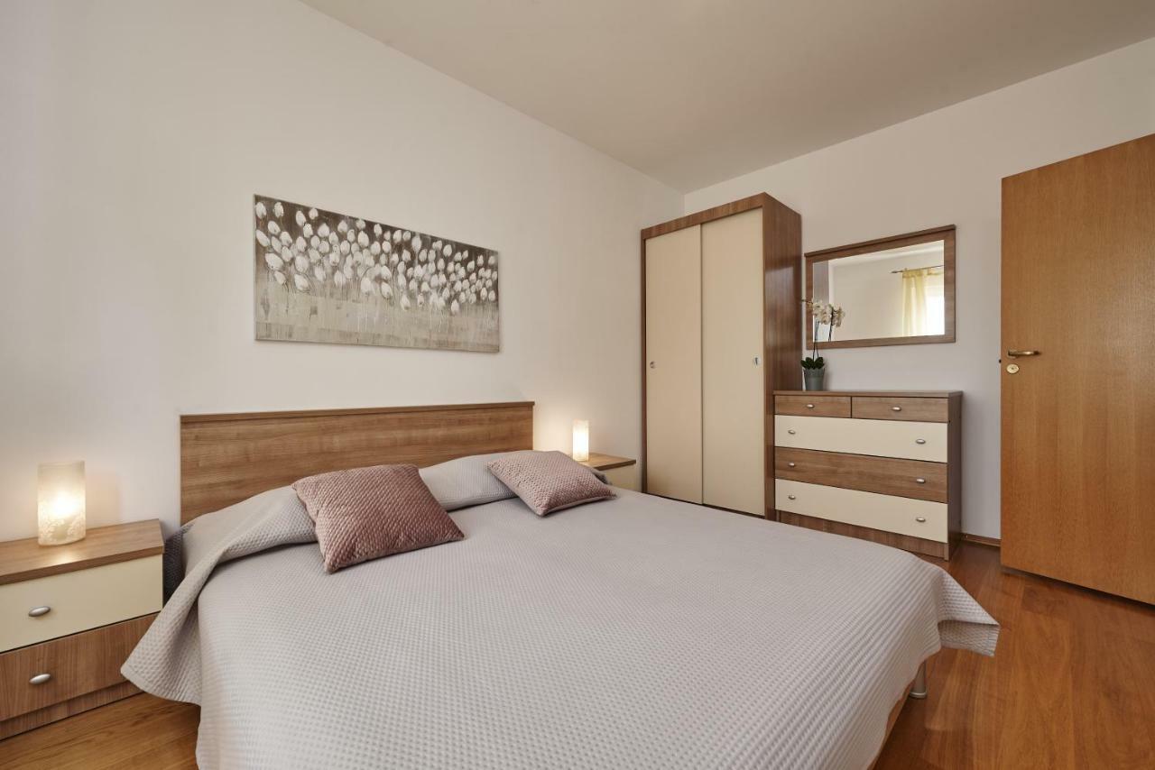 Buonocore Apartment Trogir Exterior photo